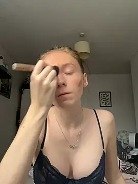 Keriacat  online show from 02/06/26, 09:34