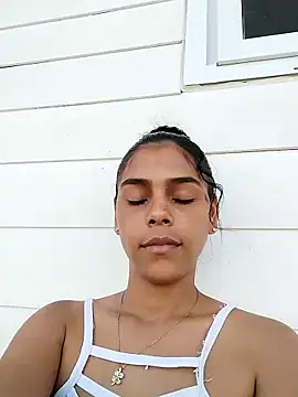 Emily hot26 online show from 02/12/26, 08:37