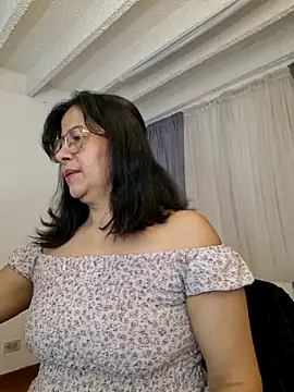 Snapshot of christy_ant chatting on 04/25/26, 06:38 christy ant online show from 04/25/26, 06:38