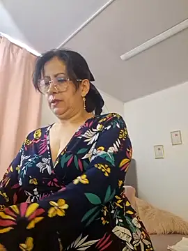 Snapshot of christy_ant chatting on 05/26/26, 04:14 christy ant online show from 05/26/26, 04:14