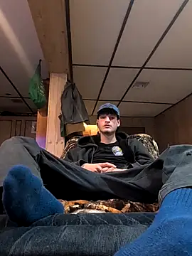 B8RHUNG online show from 12/19/25, 10:50