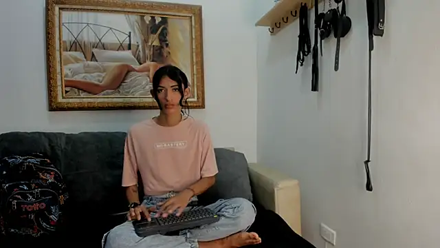 Sunny OS online show from 12/23/25, 01:47