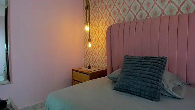 Snapshot of clarise_hall3 chatting on 06/06/26, 12:21 clarise hall3 online show from 06/06/26, 12:21