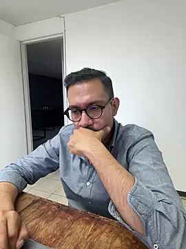 AdrianGarcia89 online show from 04/25/26, 12:46