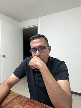 AdrianGarcia89 online show from 06/06/26, 02:27