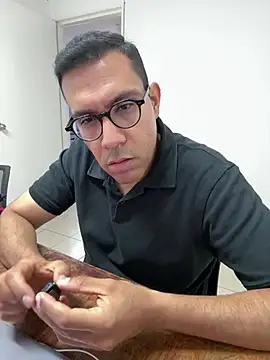 AdrianGarcia89 online show from 06/11/26, 01:27