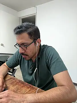 AdrianGarcia89 online show from 08/01/26, 02:44