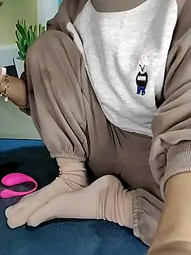 hi-miki online show from 01/07/26, 02:58