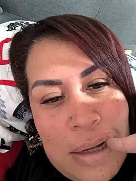 Snapshot of Natymendoza998 chatting on 02/08/26, 10:02 Natymendoza998 online show from 02/08/26, 10:02