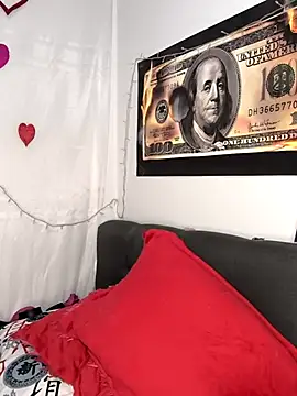 Snapshot of Natymendoza998 chatting on 02/18/26, 11:33 Natymendoza998 online show from 02/18/26, 11:33