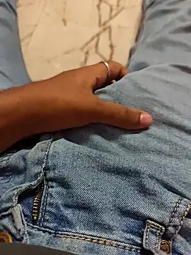 Snapshot of AqueousCrepe chatting on 02/10/26, 01:15 AqueousCrepe online show from 02/10/26, 01:15