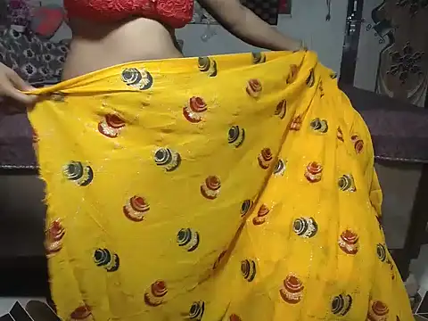 surbhi01 online show from 08/05/26, 06:38