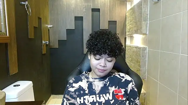 Sasha Venom online show from 02/05/26, 11:31