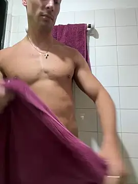 maximuss789 online show from 02/18/26, 07:54