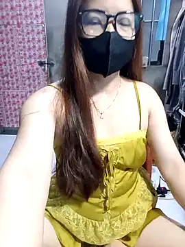 lanahotvn online show from 04/24/26, 08:06