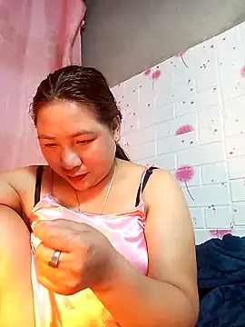 giang0055 online show from 02/21/26, 02:18