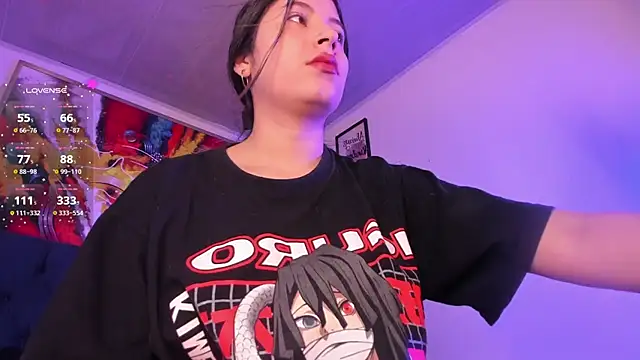 Violet Blazee online show from 01/11/26, 11:37