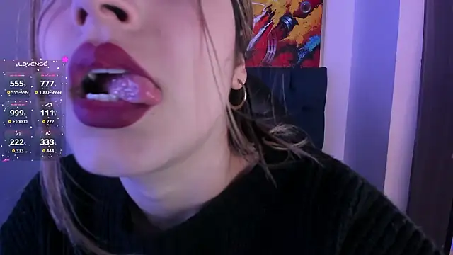 Violet Blazee online show from 02/09/26, 11:14