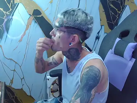 Boy tatto77 online show from 02/12/26, 06:47