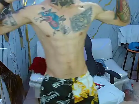 Snapshot of Boy_tatto77 chatting on 06/26/26, 01:32 Boy tatto77 online show from 06/26/26, 01:32
