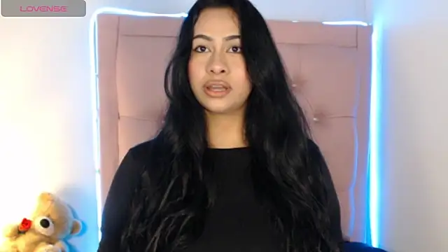 Snapshot of Olivia_gray69 chatting on 03/09/26, 09:35 Olivia gray69 online show from 03/09/26, 09:35