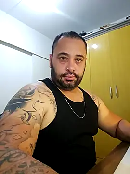 drlluis online show from 12/17/25, 09:21