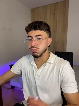 LIAM COLT online show from 04/24/26, 07:27