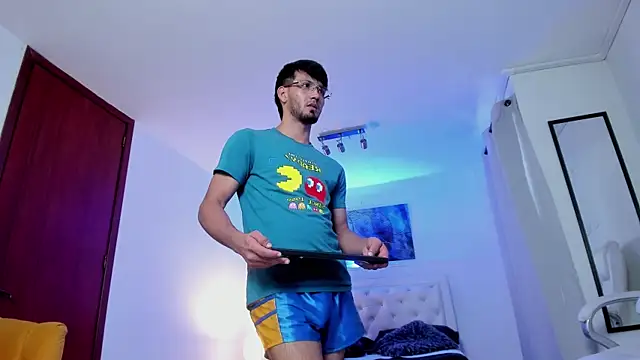 HarryFosster online show from 04/17/26, 06:33