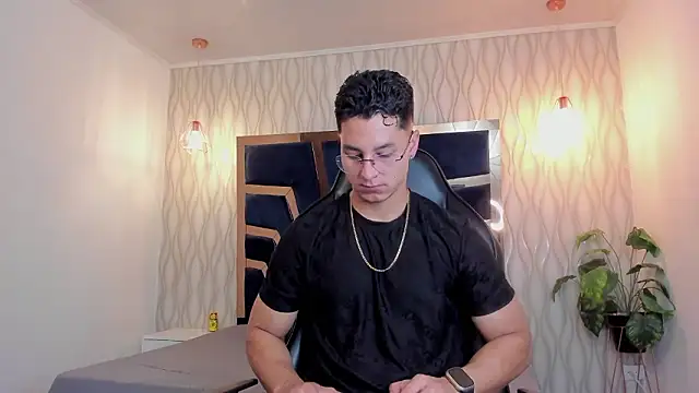 Noah Clarkk online show from 03/21/26, 05:27