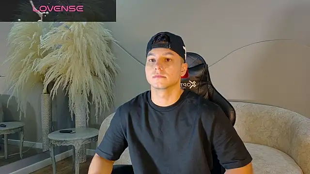 Noah Clarkk online show from 07/01/26, 05:34