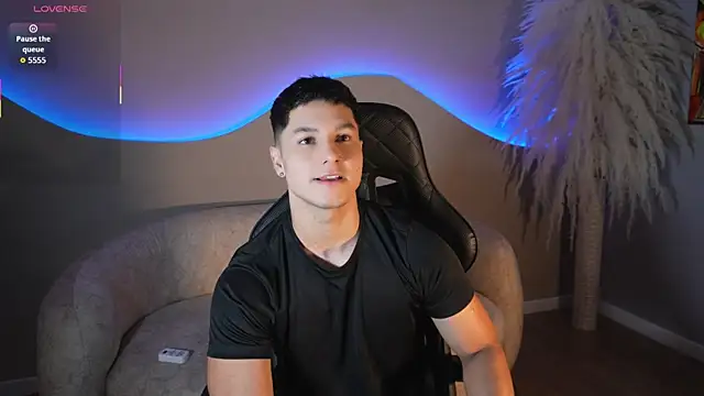 Noah Clarkk online show from 07/14/26, 05:40