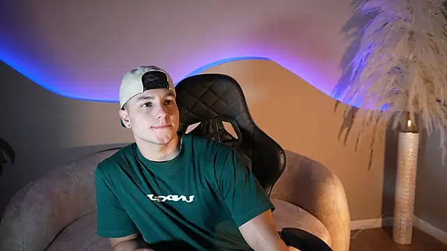 Noah Clarkk online show from 07/24/26, 05:44