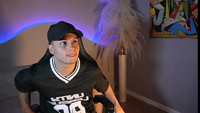 Noah Clarkk online show from 07/25/26, 07:55