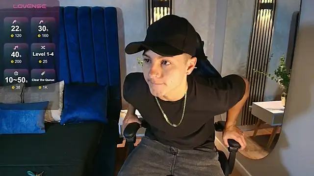 Noah Clarkk online show from 07/29/26, 05:33