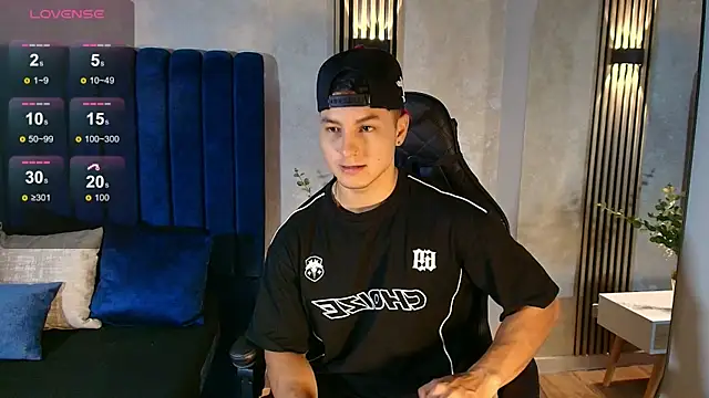 Noah Clarkk online show from 07/30/26, 05:34
