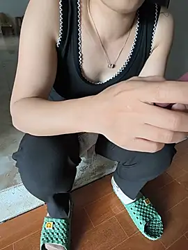 Snapshot of Sweet-Berryy chatting on 06/06/26, 11:31 Sweet-Berryy online show from 06/06/26, 11:31