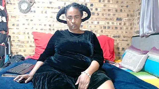 AFRICANBOOTYLICIOUS online show from 04/17/26, 07:28