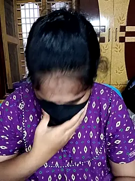 Snapshot of maduri__ chatting on 02/01/26, 10:25 maduri online show from 02/01/26, 10:25