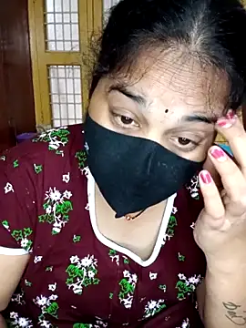 Snapshot of maduri__ chatting on 03/25/26, 02:06 maduri online show from 03/25/26, 02:06