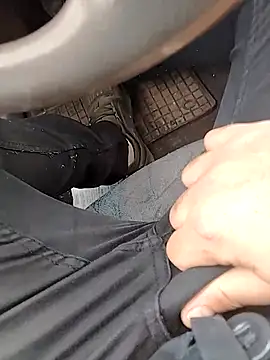 BHugo85269 online show from 02/16/26, 08:43