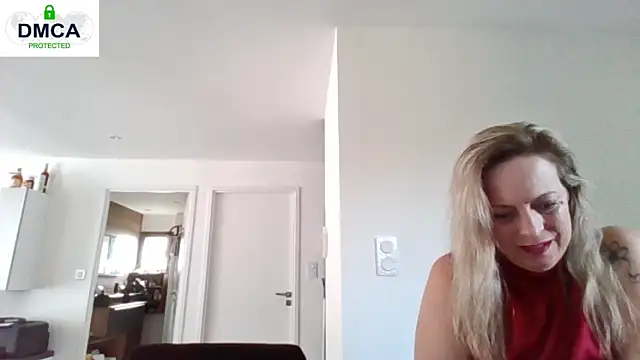 Miss-Chupagirly online show from 04/21/26, 03:07