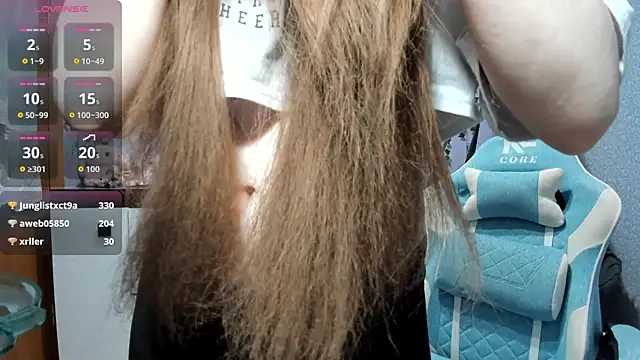 Yoonhee ki online show from 04/16/26, 10:12