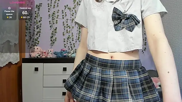 Snapshot of Yoonhee_ki chatting on 04/22/26, 01:56 Yoonhee ki online show from 04/22/26, 01:56