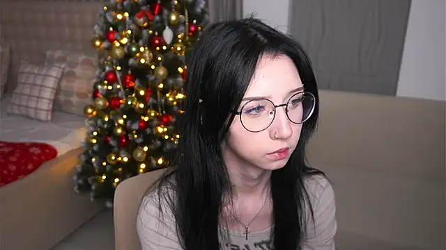 DeliaLoma online show from 01/10/26, 05:42