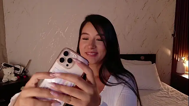 Snapshot of Alannadumont_ chatting on 01/10/26, 07:15 Alannadumont online show from 01/10/26, 07:15