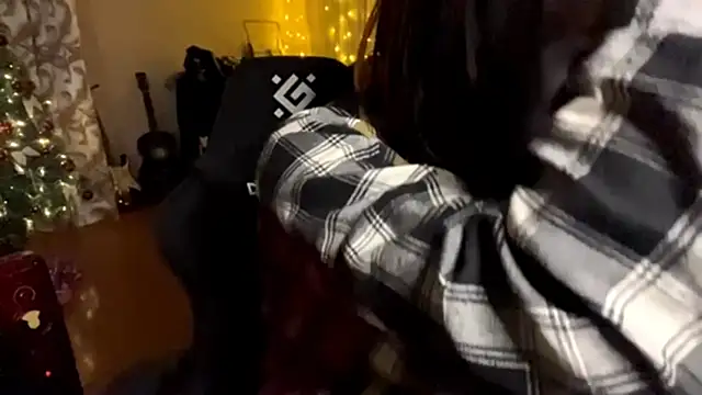 emo sweet online show from 12/19/25, 10:17