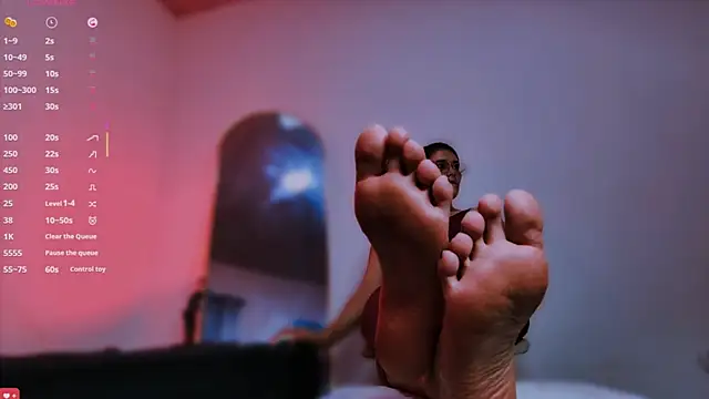 ScarlettRedsins online show from 02/16/26, 08:27