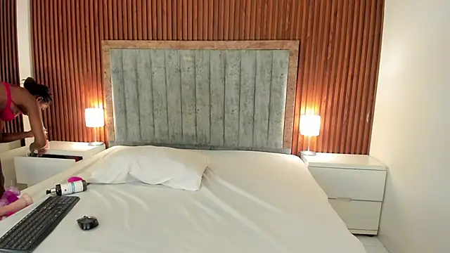 Lakisha Jackson  online show from 02/09/26, 07:51