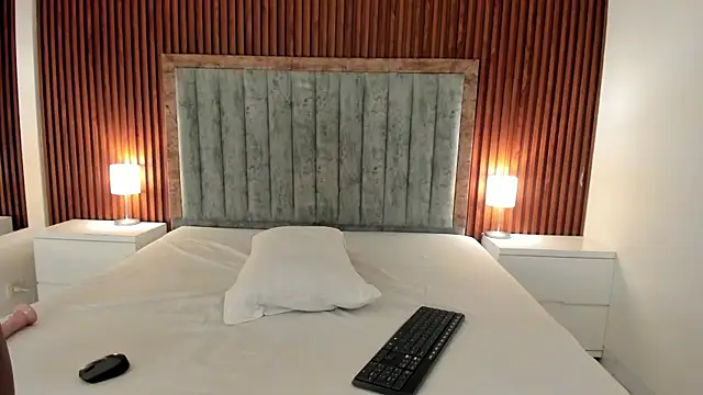 Lakisha Jackson  online show from 02/24/26, 07:34