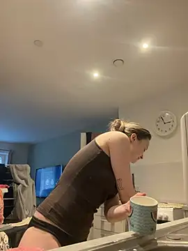 LilyLuck  online show from 02/05/26, 02:00